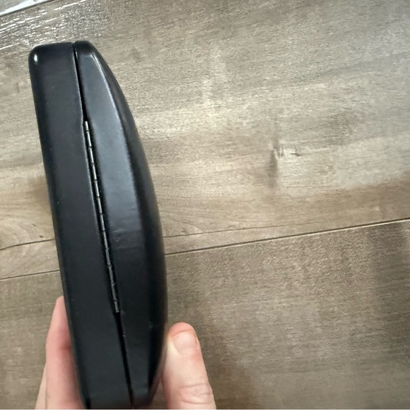 Coach Hard Eyeglass Case Black Shell‎ Felt Interior - Picture 5 of 8